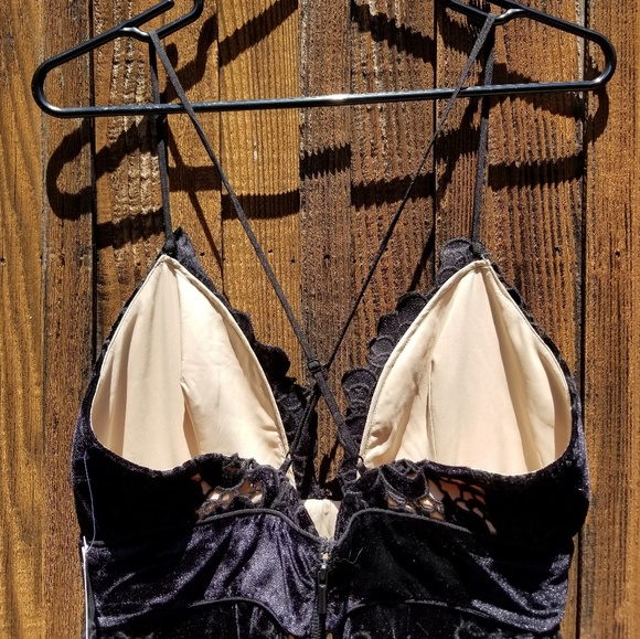 NWT Free People Saylor Black Velvet Mini Dress 🔹️FIRM PRICE🔹️ - Picture 3 of 7